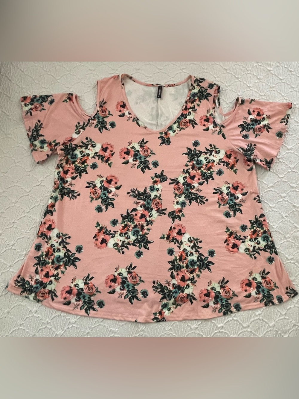 Allegrace Women's Pink Floral Cold-Shoulder Top 2X